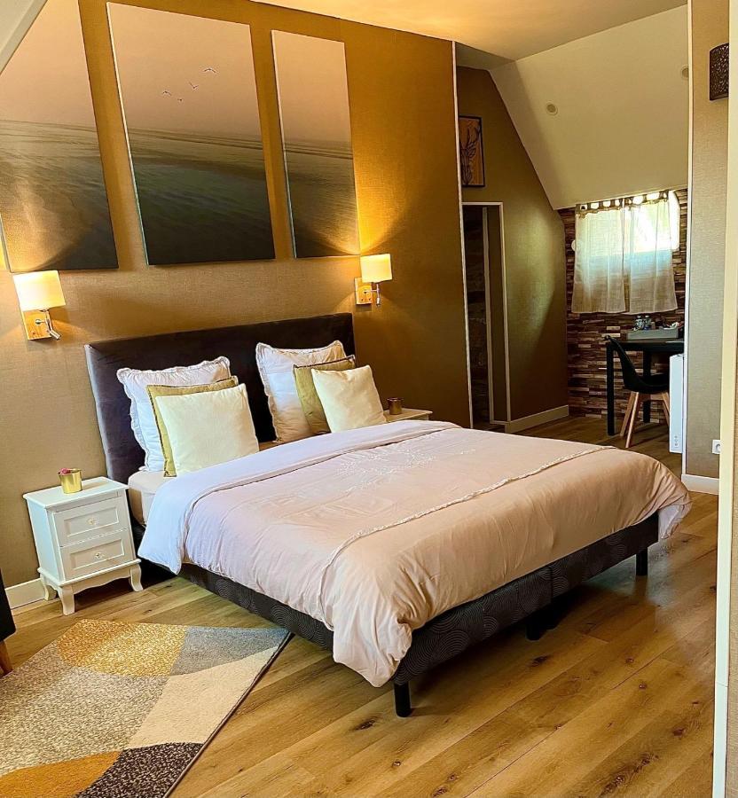 Le Manoir Des Haies Spa Les Champs-Geraux Ngoại thất bức ảnh