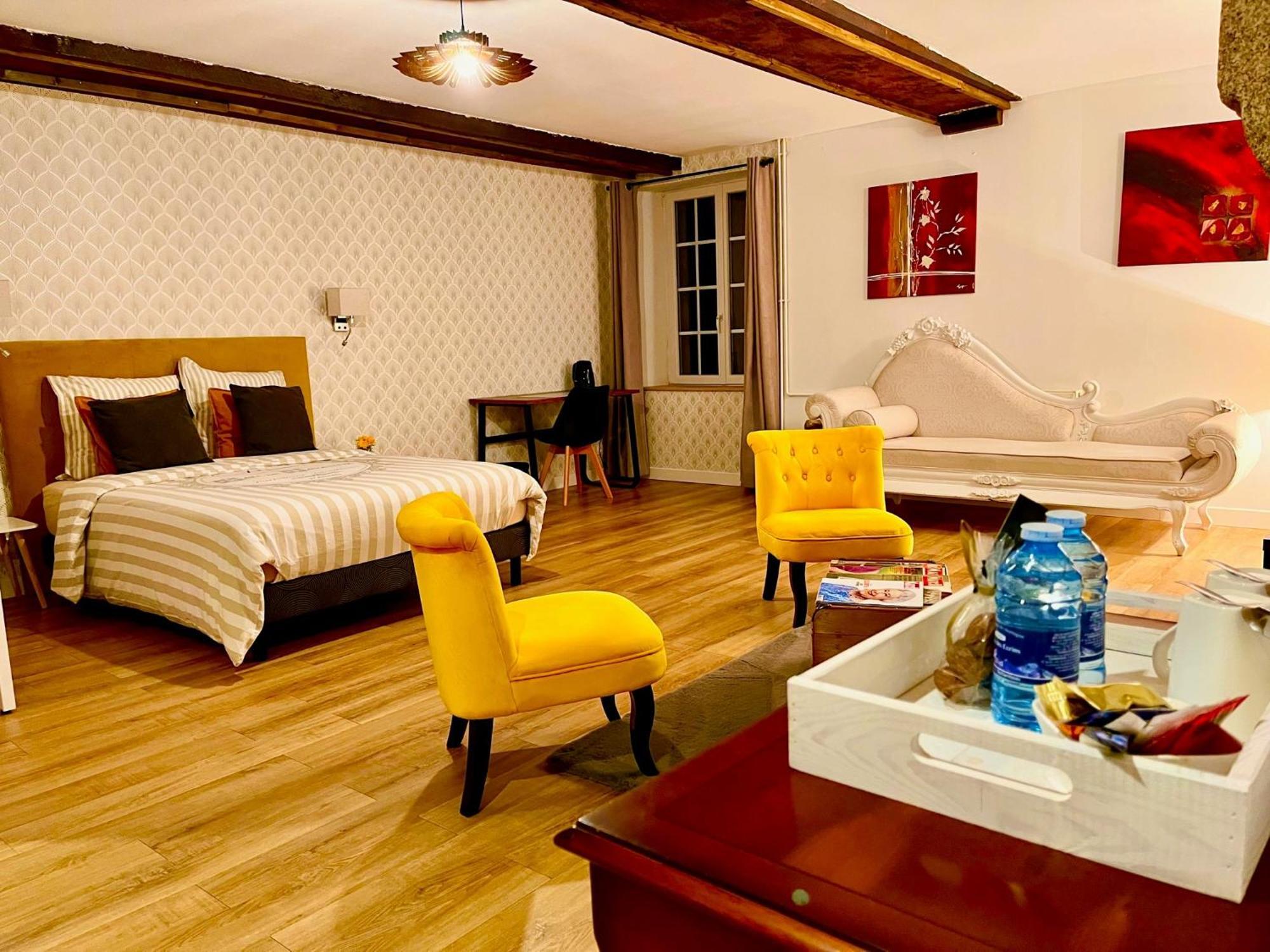 Le Manoir Des Haies Spa Les Champs-Geraux Ngoại thất bức ảnh